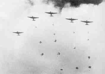Japanese paratroopers jumping from their planes, Menado, January 1942