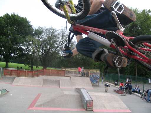 Maccy table guilford - photo by Cord