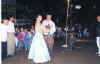 Nge! si Papa sumayaw ng waltz...