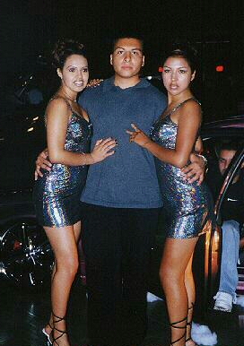 Dwnlow91 and the Two Sexy Ladies (Different angle)