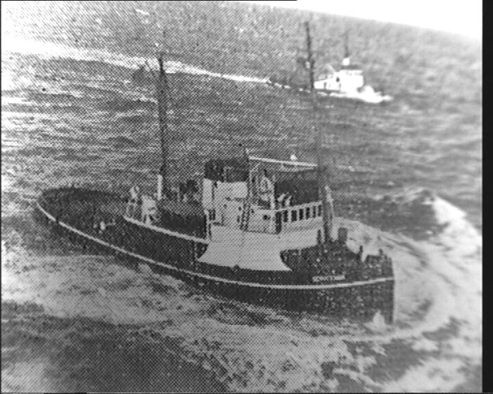 Hull Tug Serviceman-converted to deisel from steam