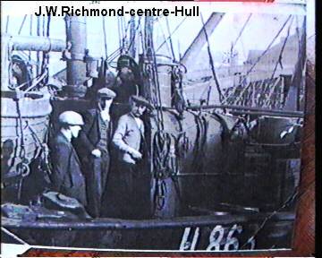 1930's Crew,J.W.Richmond-centre.