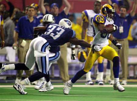 Isaac Bruce runs for the Rams' sole touchdown