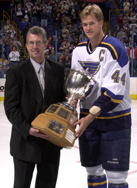 Pronger and Pleau with the Norris Trophy