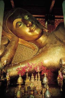 The world's largest gold reclining Buddha, Wat Pho
