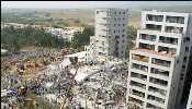 Earthquake rescue workers in Pakistan