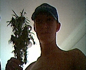THA OUTLAW WITH NICE BUDS!!