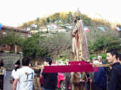 procesion2.jpg (135256 bytes)