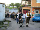 procesion7.jpg (40294 bytes)