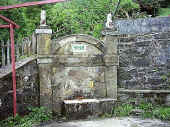 Fuente Emberniego.jpg (90347 bytes)