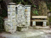 fuente  en Villandio.jpg (62076 bytes)