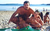 Mi gran amigo Paco, en la playa con Denissse y Emilio, un d�a nos daremos un ba�o juntos