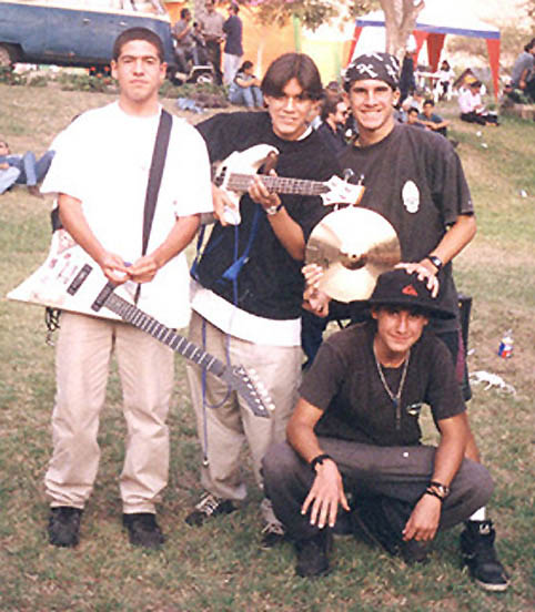 Colegio Villa Mar�a - 1996.  Primer Concierto Oficial