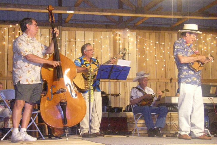 Dan and Ernie Playing with Jesse McReynolds July 2008