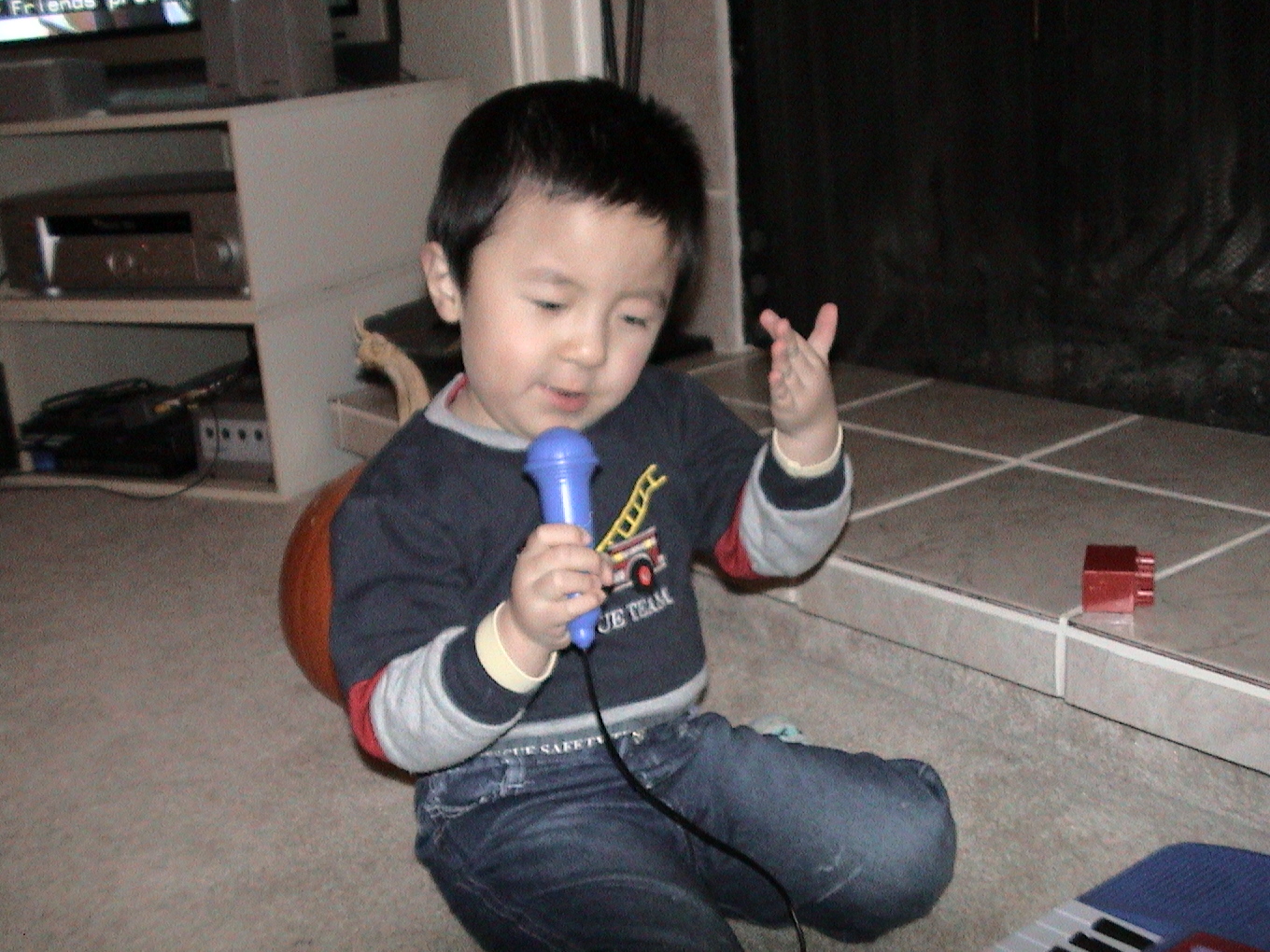 Nathan Singing2