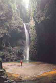 Cascada del Encanto