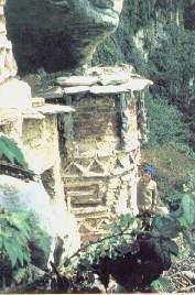 Los Pinchudos.jpg (12387 bytes)