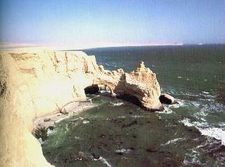 Paracas.jpg (12559 bytes)