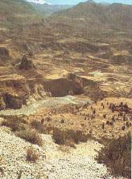 Valle de Andahua.jpg (12072 bytes)