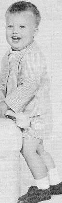 Brad Pitt Com 8 Meses