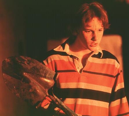 07.jpg (19887 bytes)