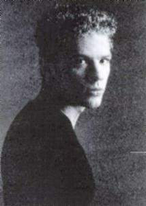 03.jpg (9043 bytes)