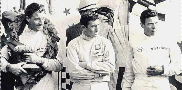 1965�~�@�Ť�{���ɨƪ��T�Ҩ���: (���_) Graham Hill�BJackie Stewart�MJim Clark�C	Picture Source: Friends of Lakeside