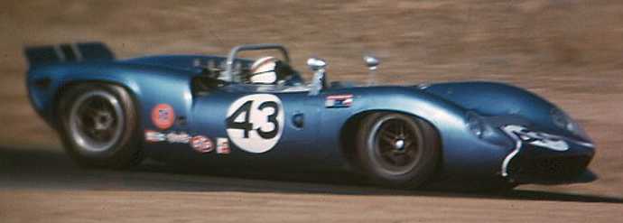 Jackie Stewart�b1966�~�����ѻP���[�쫬�]����, �����Z�y���z�Q�C Picture Source: Racing Sports Cars