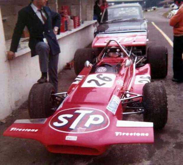 Mario Andretti�b1970�~�@�Ť�{�����ɤ��r�p������701�ɨ��C Picture Source: Racing Sports Cars