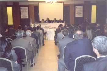 Numeroso p�blico sigui� las alternativas del seminario organizado por ALAF. (Foto cortes�a ALAF)