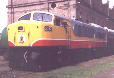 Locomotora Baldwin 5037 que fue totalmente reconstruida por la Seccional Remedios de Escalada del Ferroclub Argentino. (Foto cortes�a JC Gonz�lez)