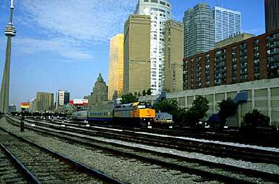 VIA Rail est� introduciendo nuevos coches en los servicios que parten de la ciudad de Toronto. (Foto cortes�a VIA Rail)