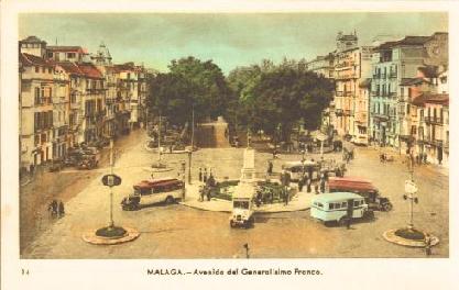Alameda Principal o mejor dicho Avda. 14 de abril, la estatua del Marqu�s de Larios ha sido sustituida por la del trabajador, la postal corresponde al a�o 1931.