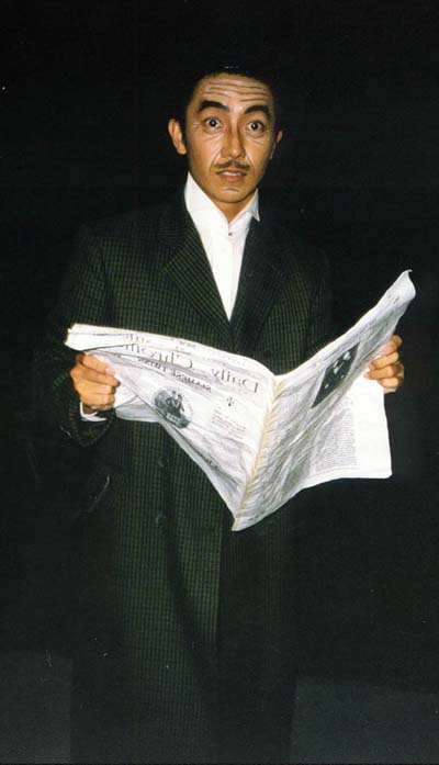 <Chang & Eng>1999&nbsp; - "Eighth Wonder" Scene as 'New Yorker'
