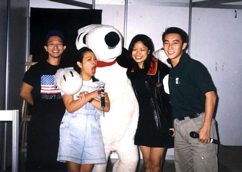 <The World According To Snoopy> - 1999