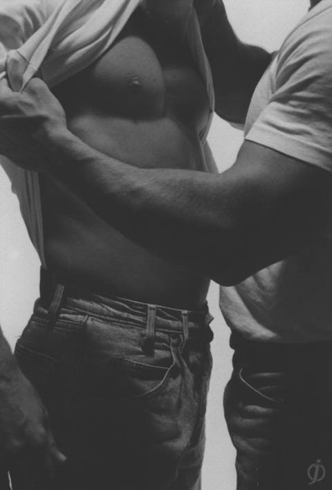 [Jeans & T-shirt Guys]