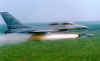 f16_missile.jpg (50034 bytes)