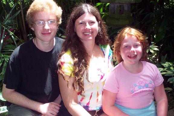 posing daughter and kids