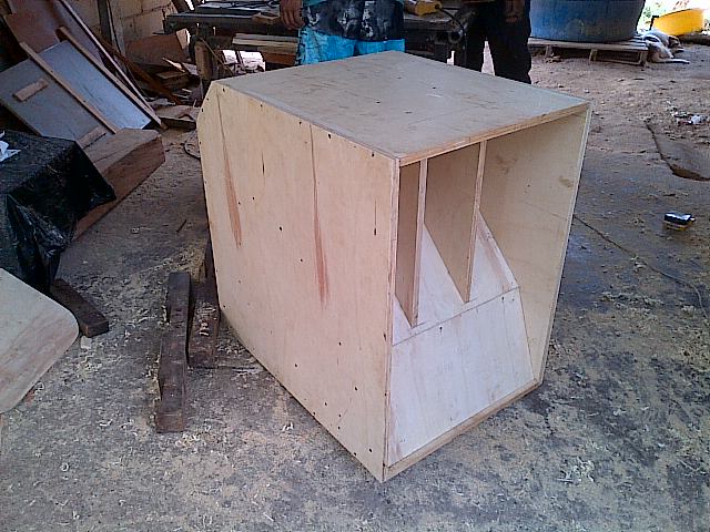 folded horn loaded eighteen sound