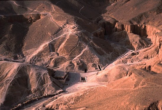 El Valle de los Reyes. El Libro de los muertos. Demiurgos de la Palabra (MITOLOG�A COMPARADA)