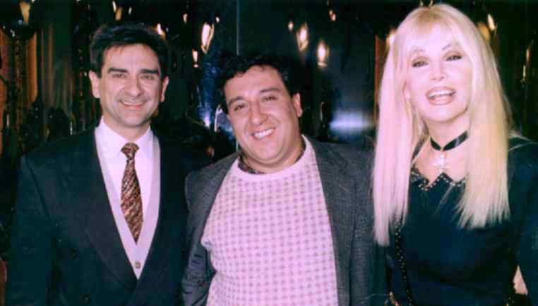 Eduardo Lause, ex-pastor de los Ni�os de Dios, y H�ctor Navarro, Perito en Sectas, junto a Susana Gimenez.