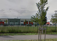 femme branchement de deux lampes sur un interrupteur double Lyon 7 l'ai