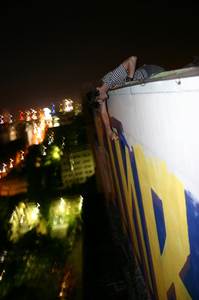 installation prise électrique exterieure Bron