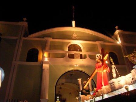 Jes&uacute;s Nazareno de Los Milagros "Rey del Universo"
