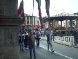 Parte la procesi�n de Potes   02-05-2002