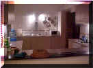 kitchen2.jpg (20082 bytes)