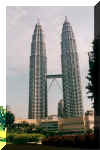 kltwintowers.jpg (24966 bytes)