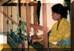 weavinggirl.jpg (24633 bytes)