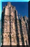 wellscathedral.jpg (42819 bytes)