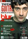 blur8.jpg (40484 bytes)
